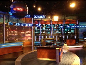 Daily Show Set Small